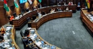 Senado aprueba proyecto que endurece sanciones por denuncias falsas y refuerza la presunción de inocencia