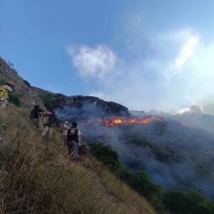 Arriesgó su vida para apagar un incendio y hoy su familia pide ayuda para cubrir los gastos médicos