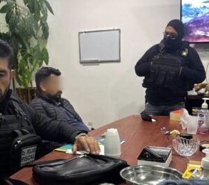 Fiscalía aprehende a militar que escapó con dinero de casa de Cerimedo