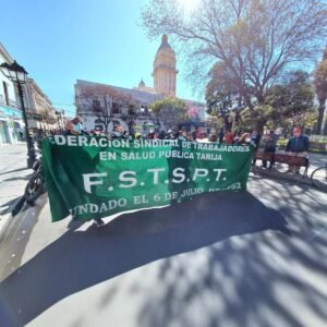 Trabajadores de Salud en Tarija recurrirán al débito automático para el pago del Bono de Vacunación