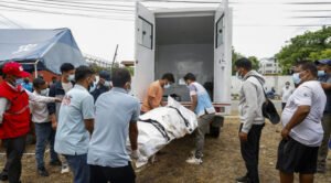 Aumentan a 939 los muertos y baja la cifra de desaparecidos tras la riada en Nepal