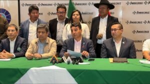 FAM pacta un plazo de 15 días para que el Gobierno dé a conocer las medidas que reduzcan el impacto del incremento del precio del Diésel