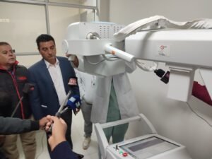 El Hospital San Antonio moderniza su atención con un equipo de rayos X portátil
