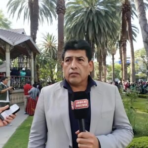 Parlamentarios plantean un mínimo nacional para el sector obrero de bs 5.000