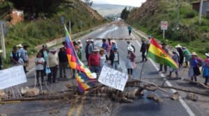 Interculturales de Cuatro Cañadas instruyen bloqueo de carreteras, pese al estado de excepción