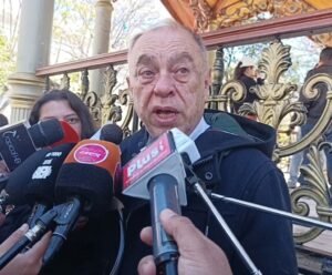 ​ Otto Ritter propone adelantar las elecciones y arancel cero a combustibles
