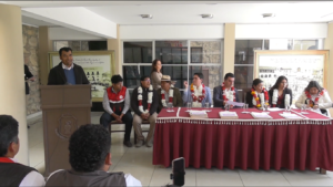 Alcalde de Tarija entrega 4 planimetrías en beneficio de 286 familias