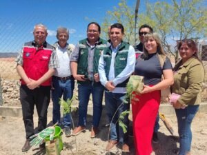 Alcalde de Tarija inicia la reforestación del Ex Relleno Sanitario de basura para creación de un pulmón verde para la ciudad