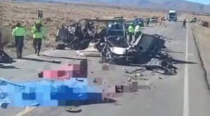 Integrantes del grupo Karumanta mueren en accidente en carretera Oruro-Cochabamba