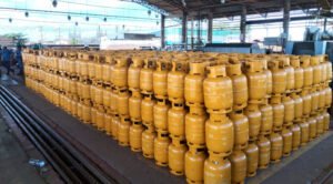 Gobierno aprueba un decreto para que el precio de la garrafa de GLP se mantenga en Bs 22,50