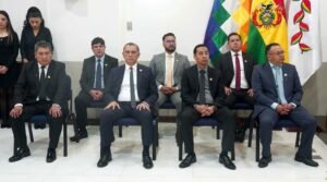 Urioste posesiona a los nueve fiscales departamentales en Sucre